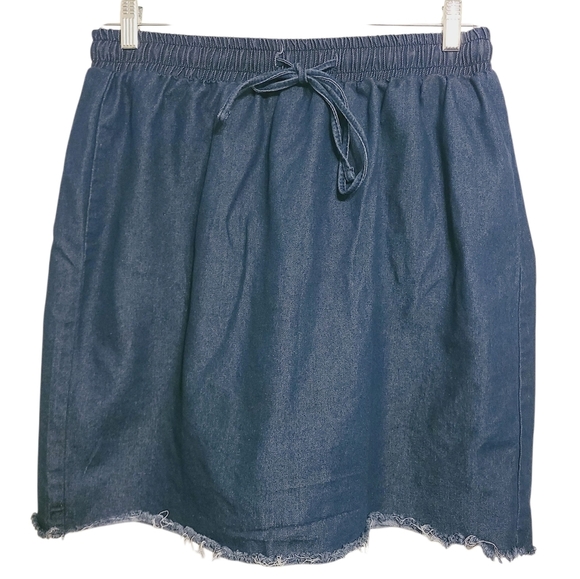 Shein Curve | Women's Denim Circle Skirt With Frayed or Raw Hems (Size 1XL) - Picture 1 of 12